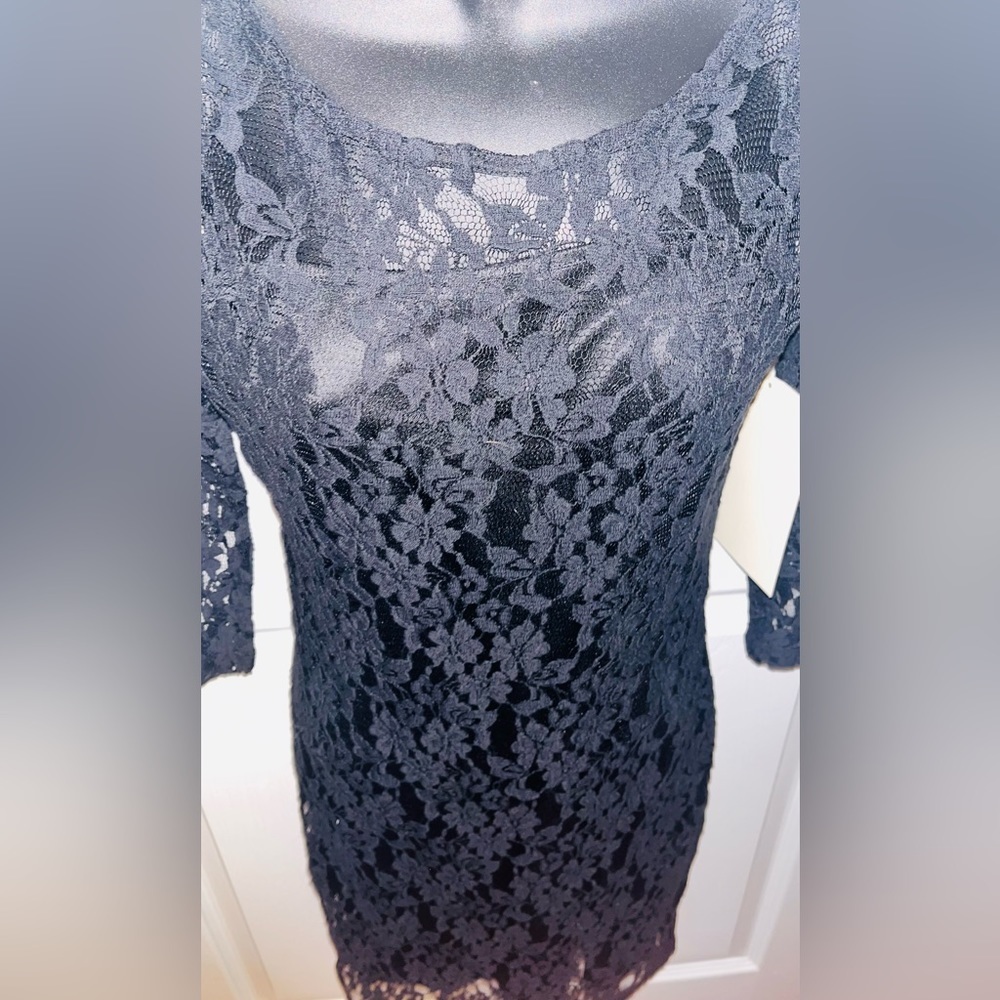 NWT! π₯ Size XS Boston Proper black lace dress with zipper in back, retails 119$ - Picture 2 of 11